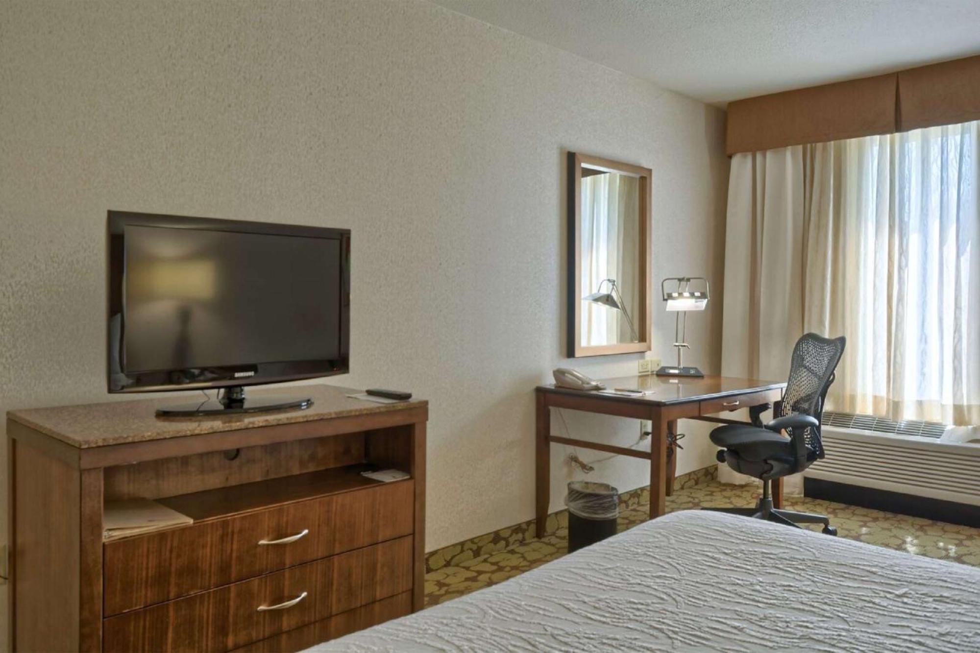 Hilton Garden Inn By Hilton Mount Laurel Buitenkant foto