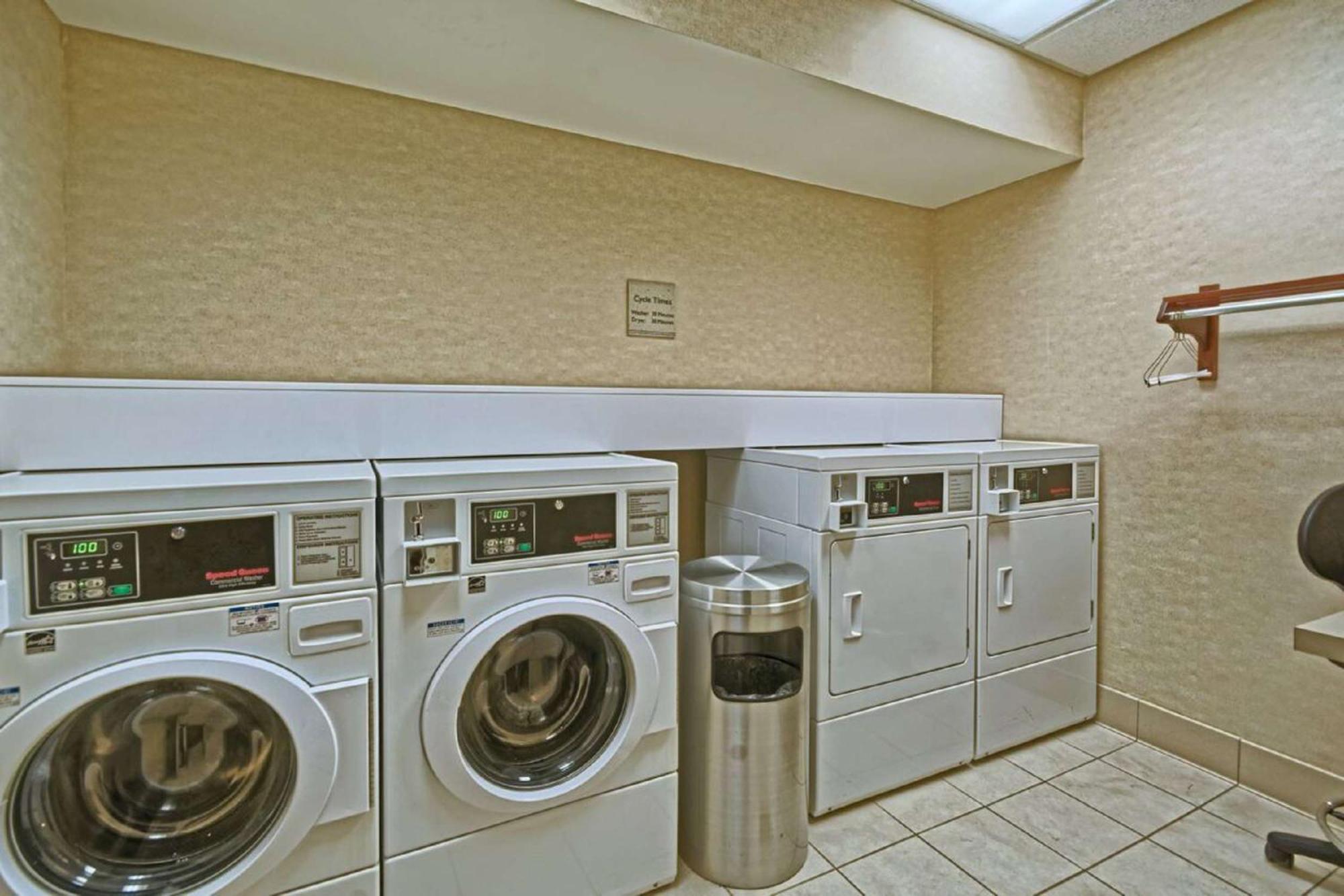 Hilton Garden Inn By Hilton Mount Laurel Buitenkant foto