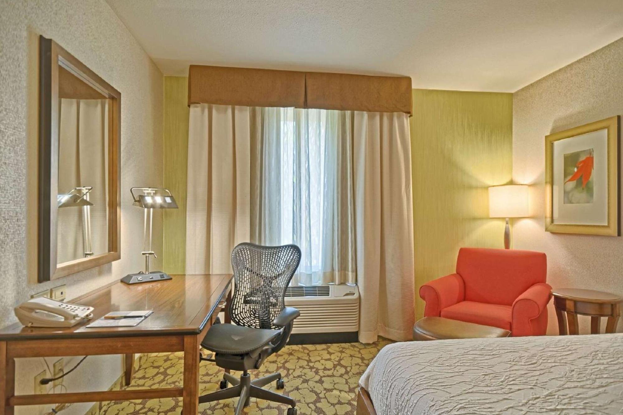 Hilton Garden Inn By Hilton Mount Laurel Buitenkant foto