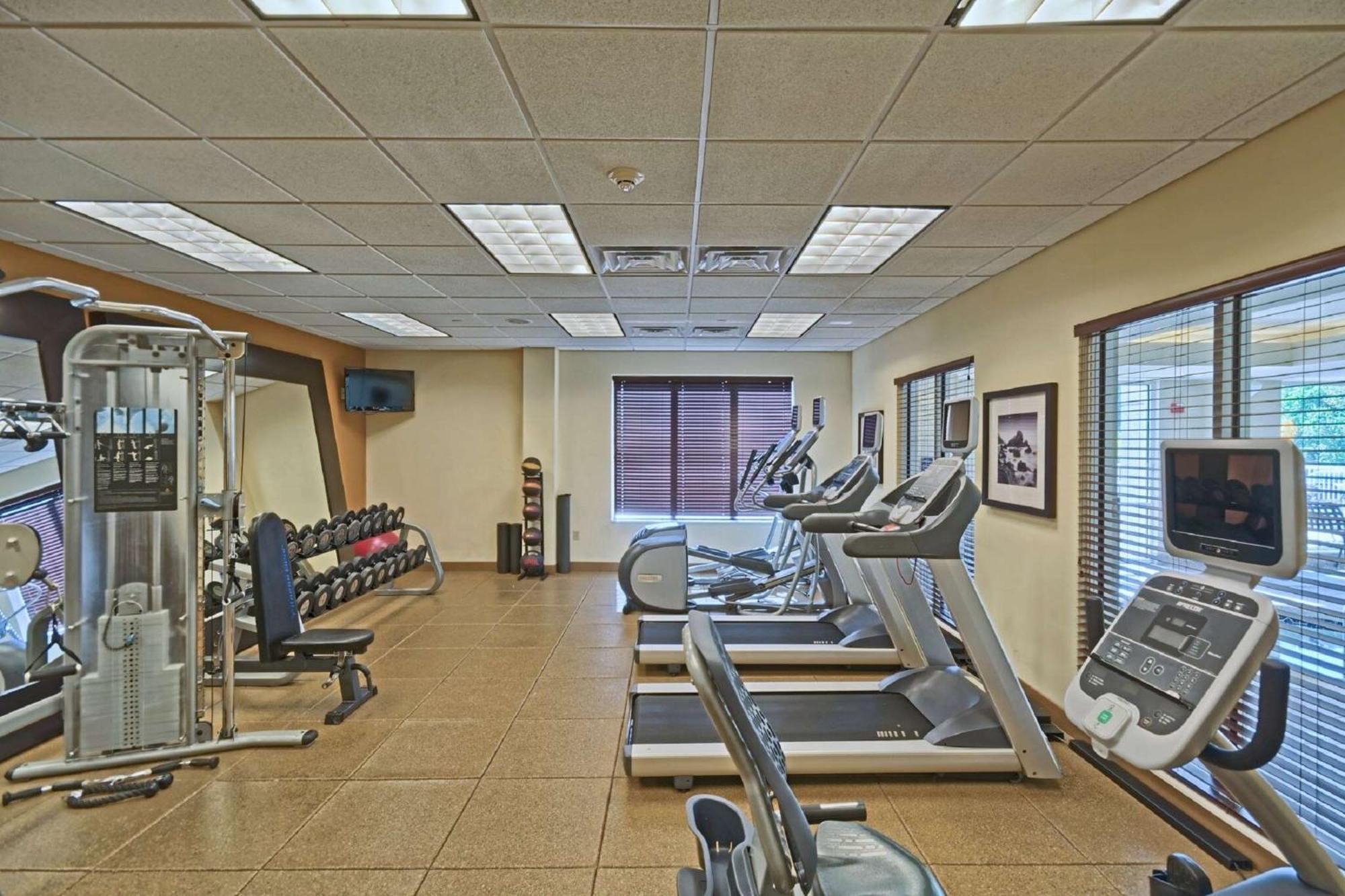 Hilton Garden Inn By Hilton Mount Laurel Buitenkant foto